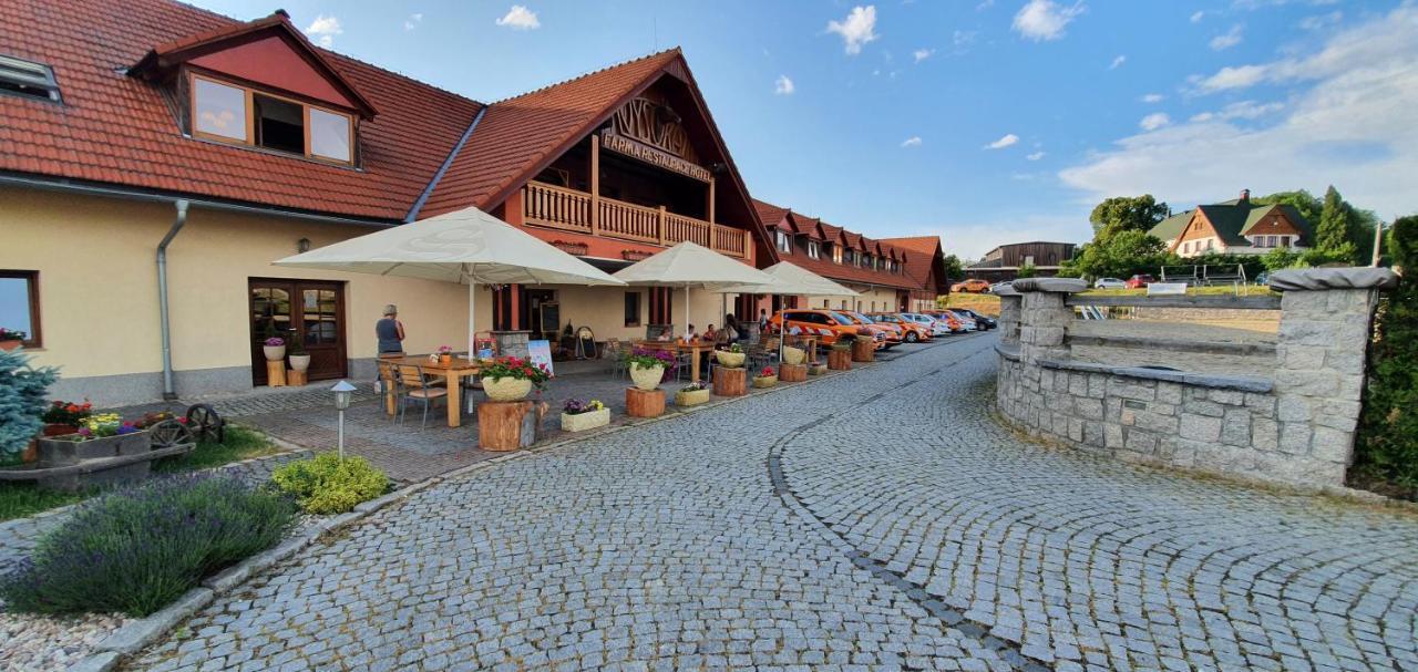 Hotel Farma Vysoka Chrastava Luaran gambar